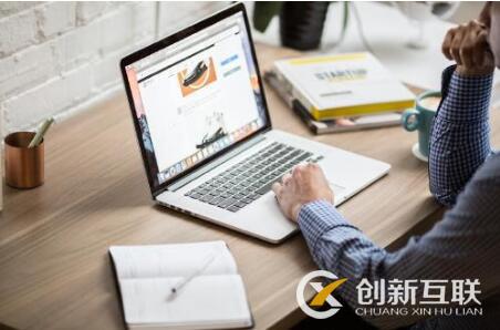 企業(yè)在seo優(yōu)化和sem競價之間應(yīng)該如何選擇？